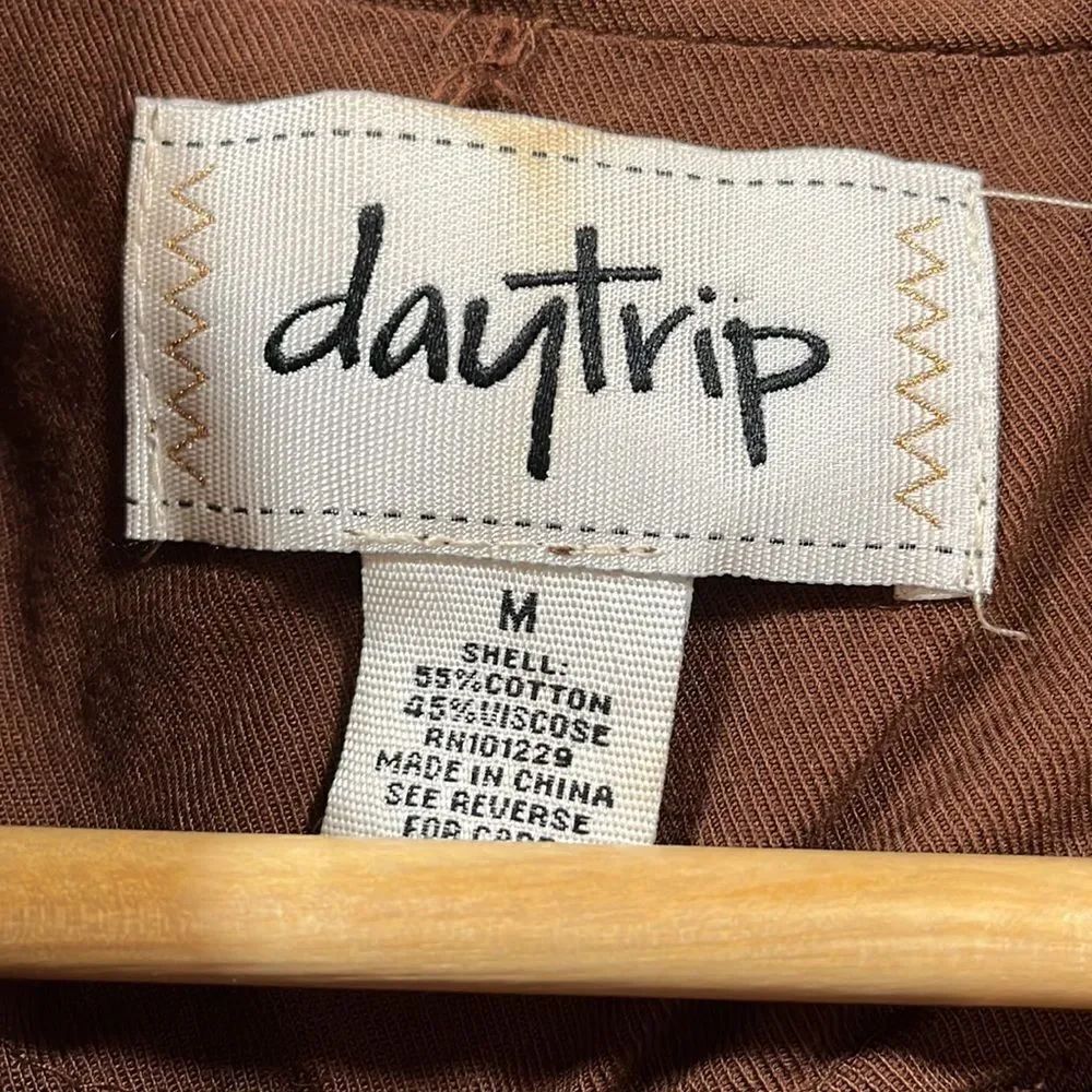 Daytrip brown lightweight jacket - Picture 2 of 6